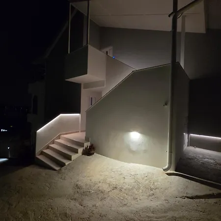 Διαμέρισμα Lity Gray Podglavica