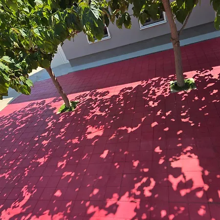 Lity Gray Apartmán *