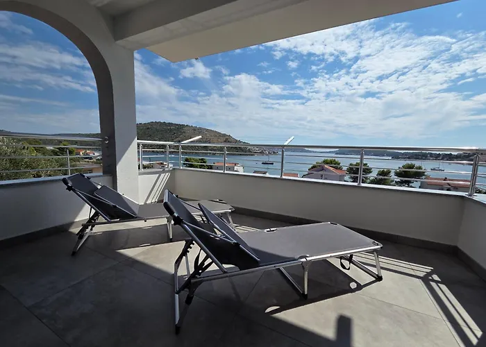 דירה Lity Gray *